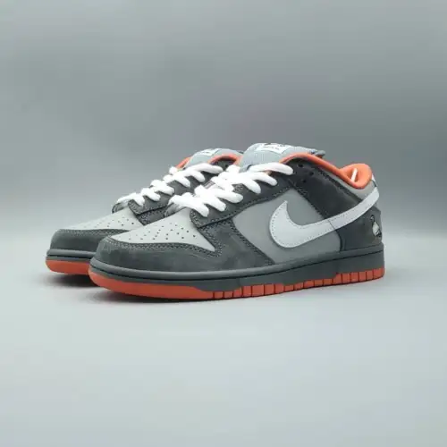 Jeff Staple x  Dunk Low SB Dunk Low Pro SB 'Pigeon'