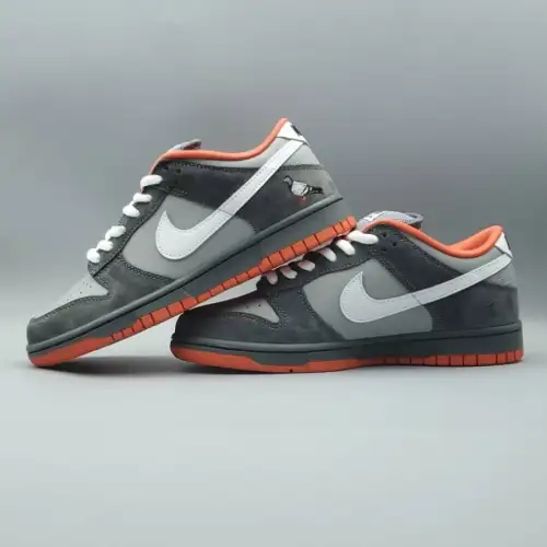 Jeff Staple x  Dunk Low SB Dunk Low Pro SB 'Pigeon'
