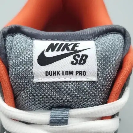 Jeff Staple x  Dunk Low SB Dunk Low Pro SB 'Pigeon'