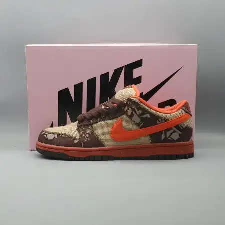 Dunk Low Pro SB Hunter Reese Forbes 'Hunter Reese Forbes'