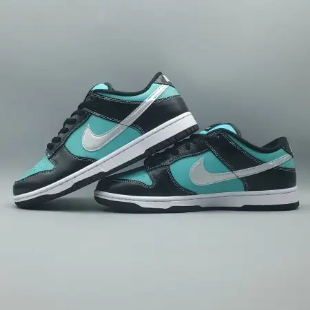 Diamond Supply Co. x Dunk Low Pro Tiffany SB 'Tiffany'