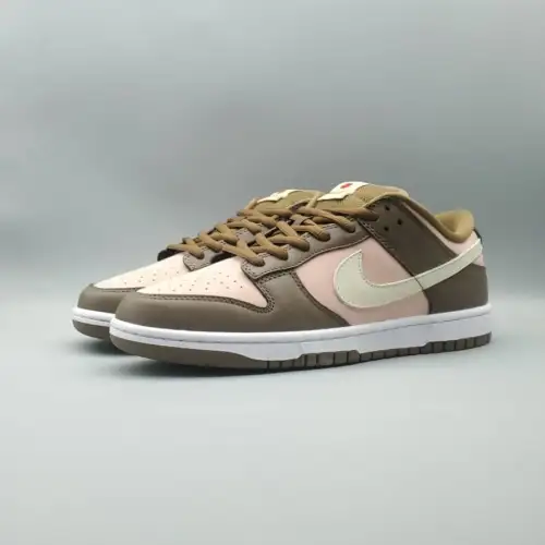 Stüssy Dunk x Dunk Low Pro SB 'Cherry'