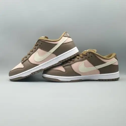 Stüssy Dunk x Dunk Low Pro SB 'Cherry'