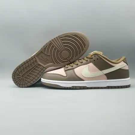 Stüssy Dunk x Dunk Low Pro SB 'Cherry'