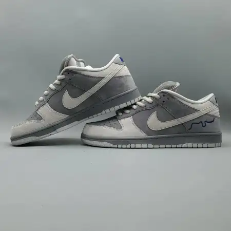 Dunk Low London Pro SB 'London'