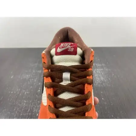 Dunk Low Premium Un-Hemp SB 'Un-Hemp'