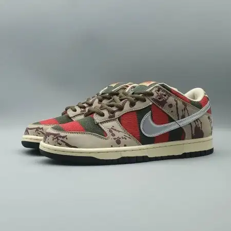Dunk Low Pro SB 'Freddy Krueger' 48AAE101