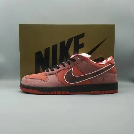 Dunk Low Premium SB 'Lobster'' 