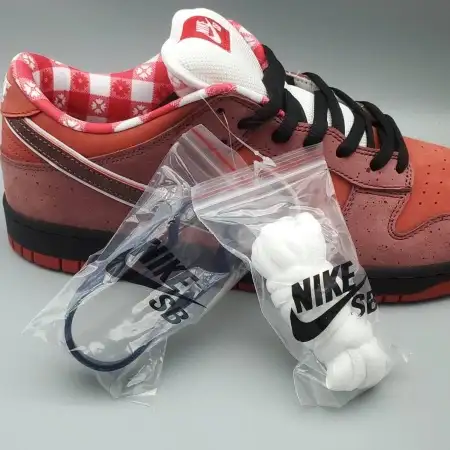 Dunk Low Premium SB 'Lobster'' 