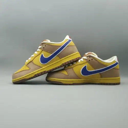 Dunk Low SB Premium Newcastle Brown Ale 'Newcastle Brown Ale'