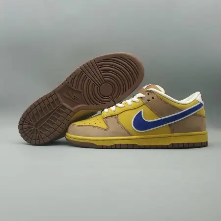 Dunk Low SB Premium Newcastle Brown Ale 'Newcastle Brown Ale'
