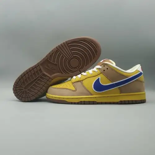 Dunk Low SB Premium Newcastle Brown Ale 'Newcastle Brown Ale'