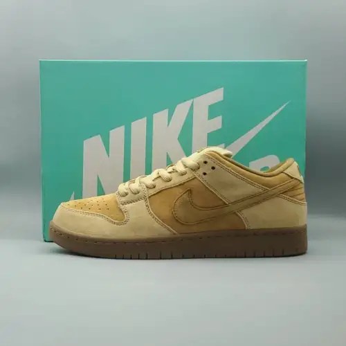SB Dunk Low  Dunk Low SB 'Reverse Reese Forbes Wheat'
