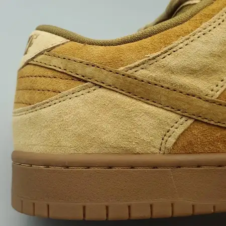 SB Dunk Low  Dunk Low SB 'Reverse Reese Forbes Wheat'