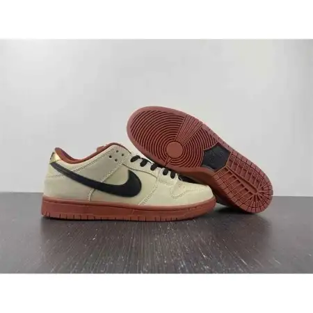 Dunk Dunk Low SB 'Muslin'