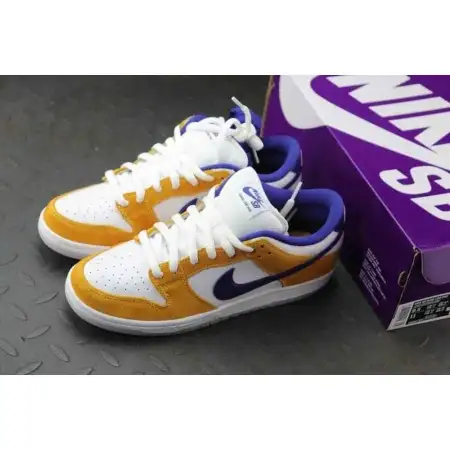 Dunk Low Pro SB 'Laser Orange' F672