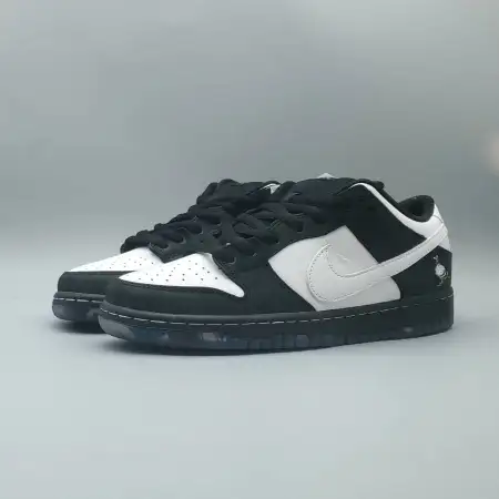 Jeff Staple x Dunk Low Pro SB 'Panda Pigeon' B4174