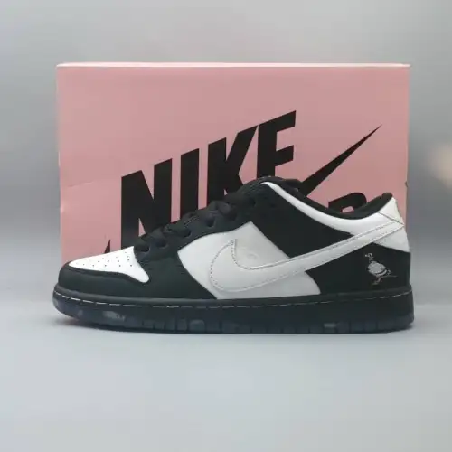 Jeff Staple x Panda Pigeon Dunk Low Pro SB 'Panda Pigeon'