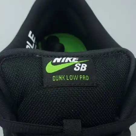 Jeff Staple x Panda Pigeon Dunk Low Pro SB 'Panda Pigeon'