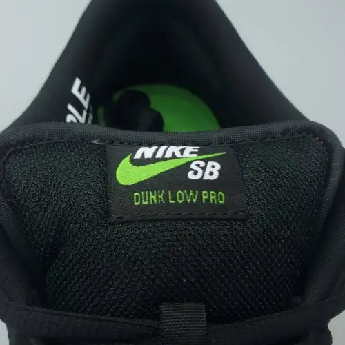 Jeff Staple x Panda Pigeon Dunk Low Pro SB 'Panda Pigeon'