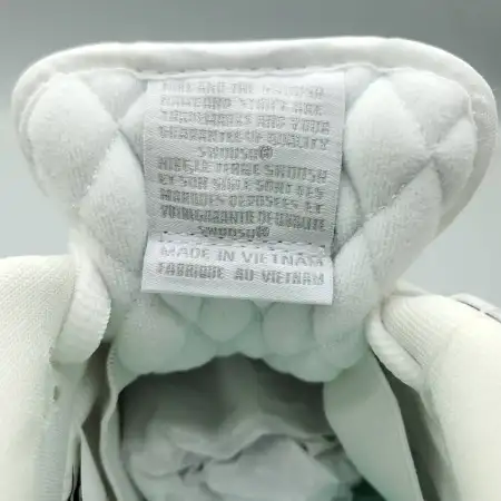 Diamond Supply Co. x Dunk Low Pro White Diamond SB 'White Diamond'