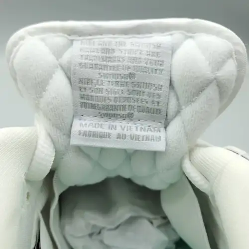 Diamond Supply Co. x Dunk Low Pro White Diamond SB 'White Diamond'