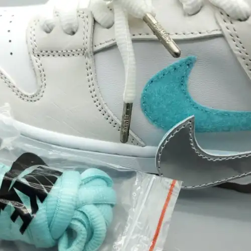 Diamond Supply Co. x Dunk Low Pro White Diamond SB 'White Diamond'