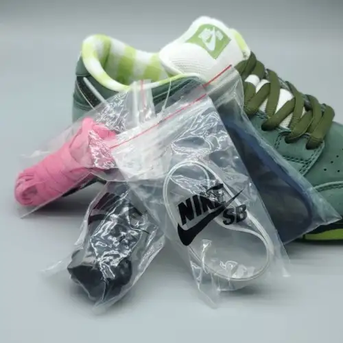 Concepts Dunk x Dunk Low SB 'Green Lobster'