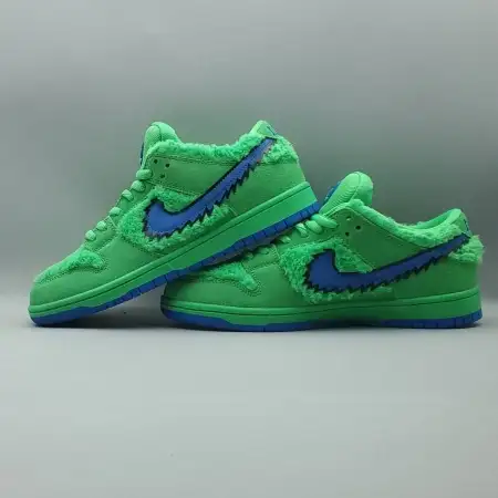 Grateful Dead x Dunk Dunk Low SB 'Green Bear'