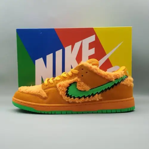 Grateful  Dunk Low SB Dead x Dunk Low SB 'Orange Bear'