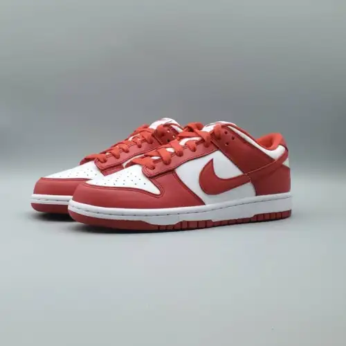 Dunk St. John's Low Retro SP 'St. John's'