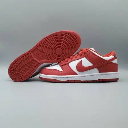 Dunk St. John's Low Retro SP 'St. John's'