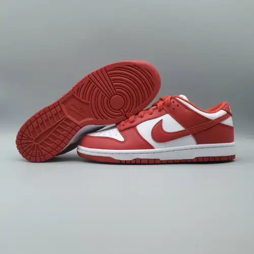 Dunk St. John's Low Retro SP 'St. John's'
