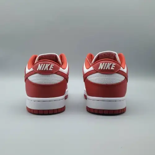 Dunk St. John's Low Retro SP 'St. John's'
