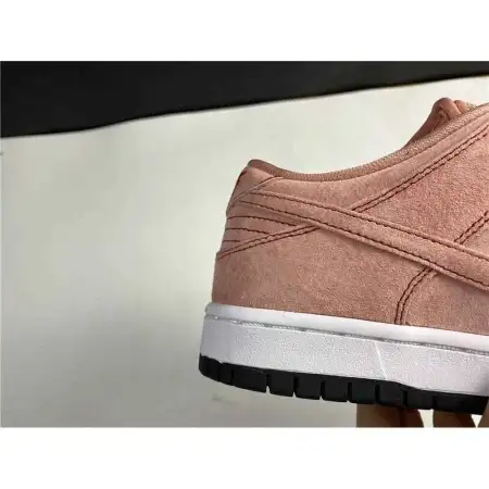 Dunk Low SB 'Pink Pink Pig Pig'