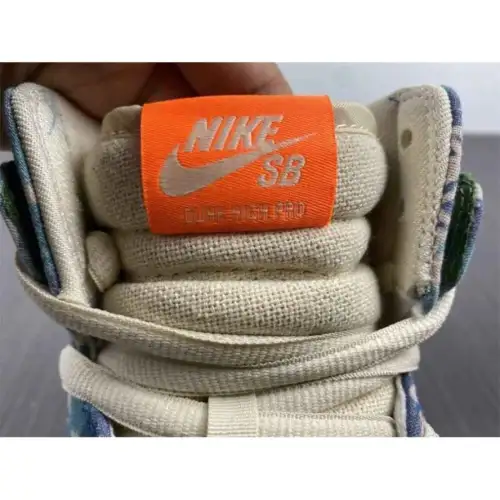 Dunk High SB 'Maui  Dunk High SB Wowie'