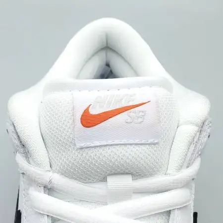 Dunk Low Pro ISO SB 'Orange Label White Navy - White Navy'