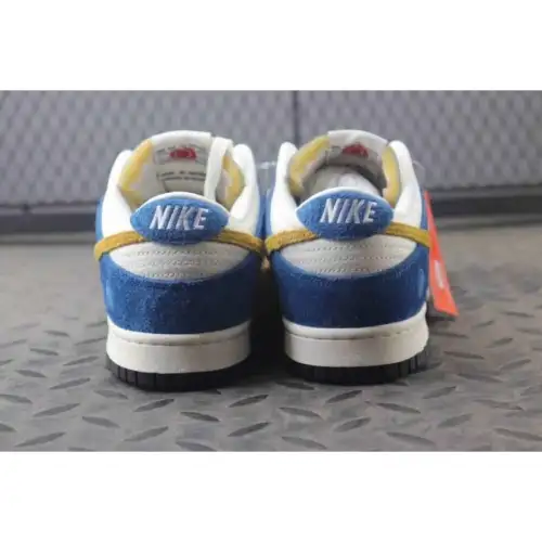 Kasina x Dunk Low Dunk Low '80s Bus'