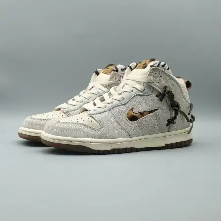 Bodega x Dunk High 'Friends & Family' BA6BC683