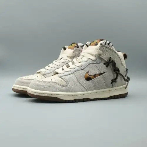 Bodega Friends & Family x Dunk High 'Friends & Family'