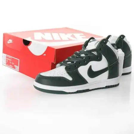 Dunk High SP 'Spartan Green' 46049619