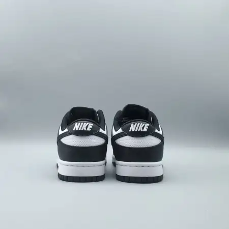 Dunk Low 'Panda'