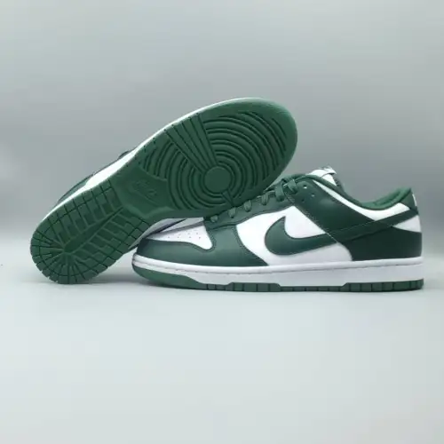 Dunk Low 'Michigan Michigan State State'