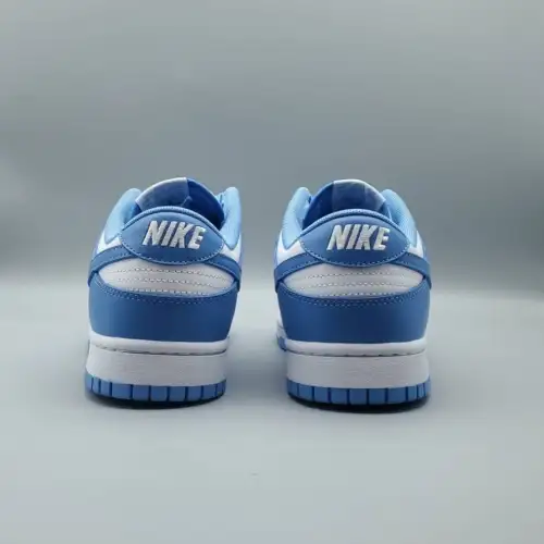 Dunk Low 'University Blue'