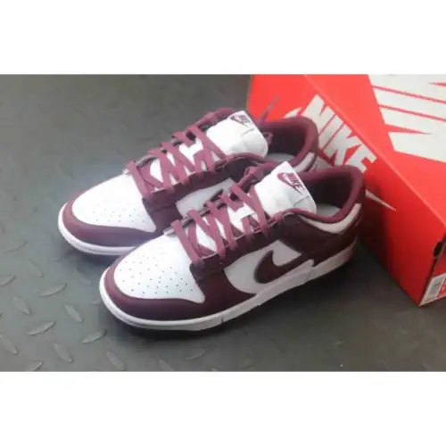 Wmns Dunk Low Dunk Low 'Dark Beetroot'