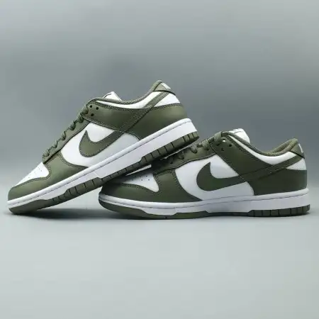Wmns Dunk Low 'Medium Medium Olive Olive'