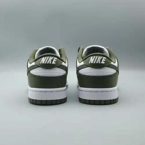 Wmns Dunk Low 'Medium Medium Olive Olive'
