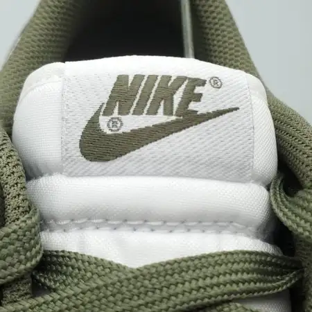 Wmns Dunk Low 'Medium Medium Olive Olive'