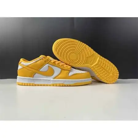 Wmns Dunk Low 'Laser Laser Orange Orange'