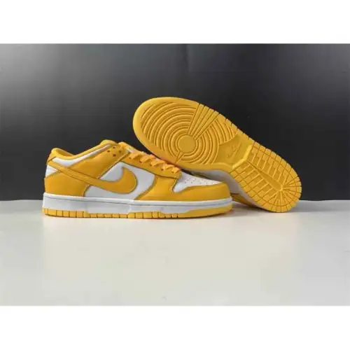 Wmns Dunk Low 'Laser Laser Orange Orange'